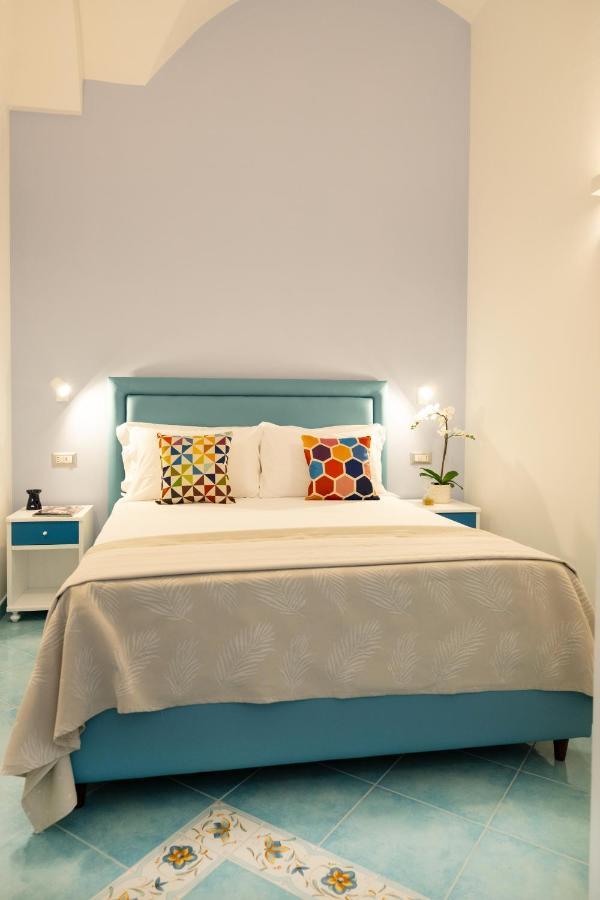 Grecale - Amazing Apartment With Patio And Sea View Maiori Buitenkant foto